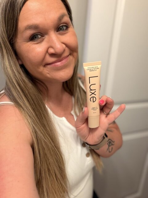 Clairmont™ - Color Changing Foundation