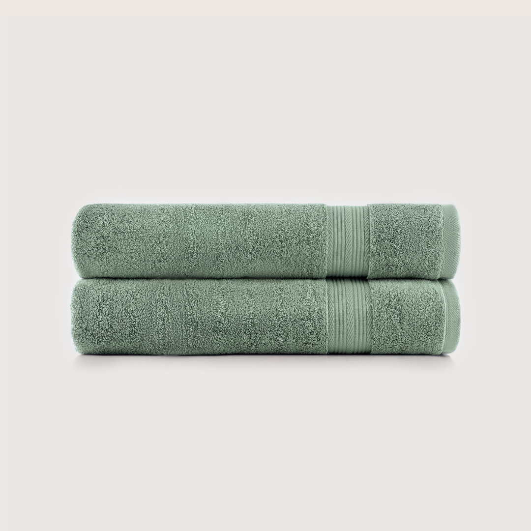Ultrasoft 100% Cotton Bath Towels ( 1+1 FREE )